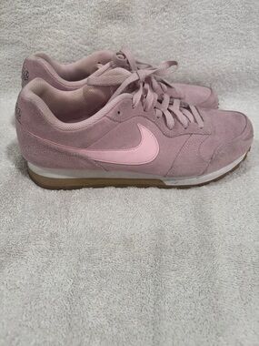Nike Women's Light Pink Suede Sneakers
